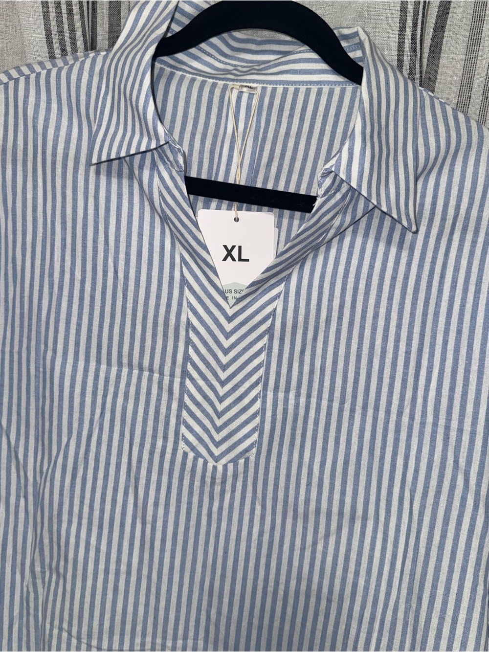 NWT Striped V-Neck Cotton Blouse in Light Blue XL - Picture 4 of 5